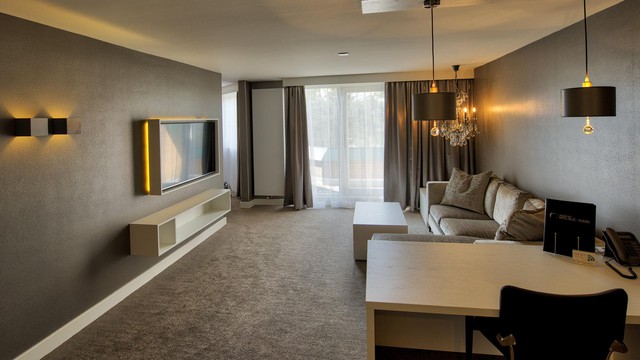 diamond penthouse suite