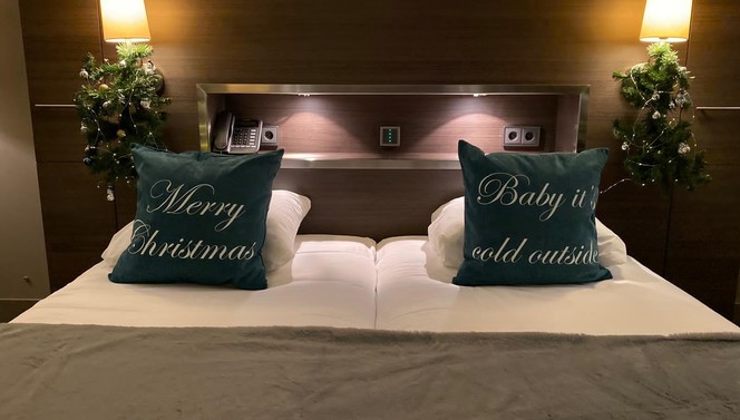 Superior Christmas room