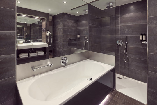 superior badkamer Hotel Gilze - Tilburg