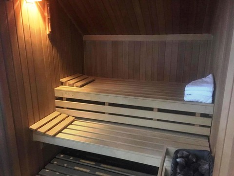 sauna Suite