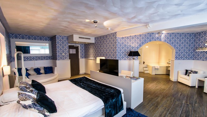 royal dutch suite